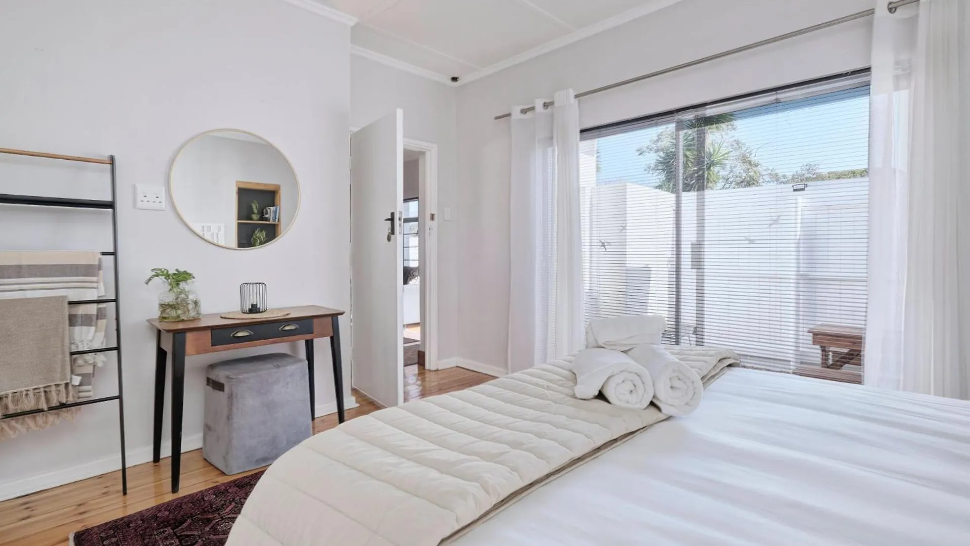Affinity Cottage Port Elizabeth 0*,  South Africa