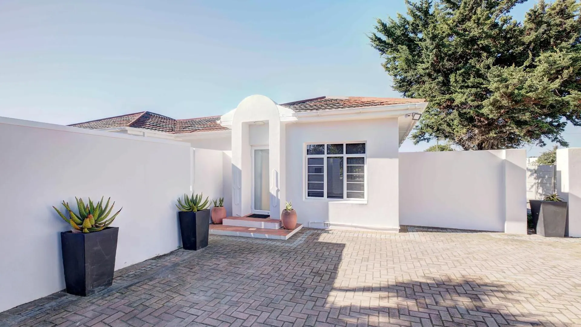 Apartment Affinity Cottage Port Elizabeth