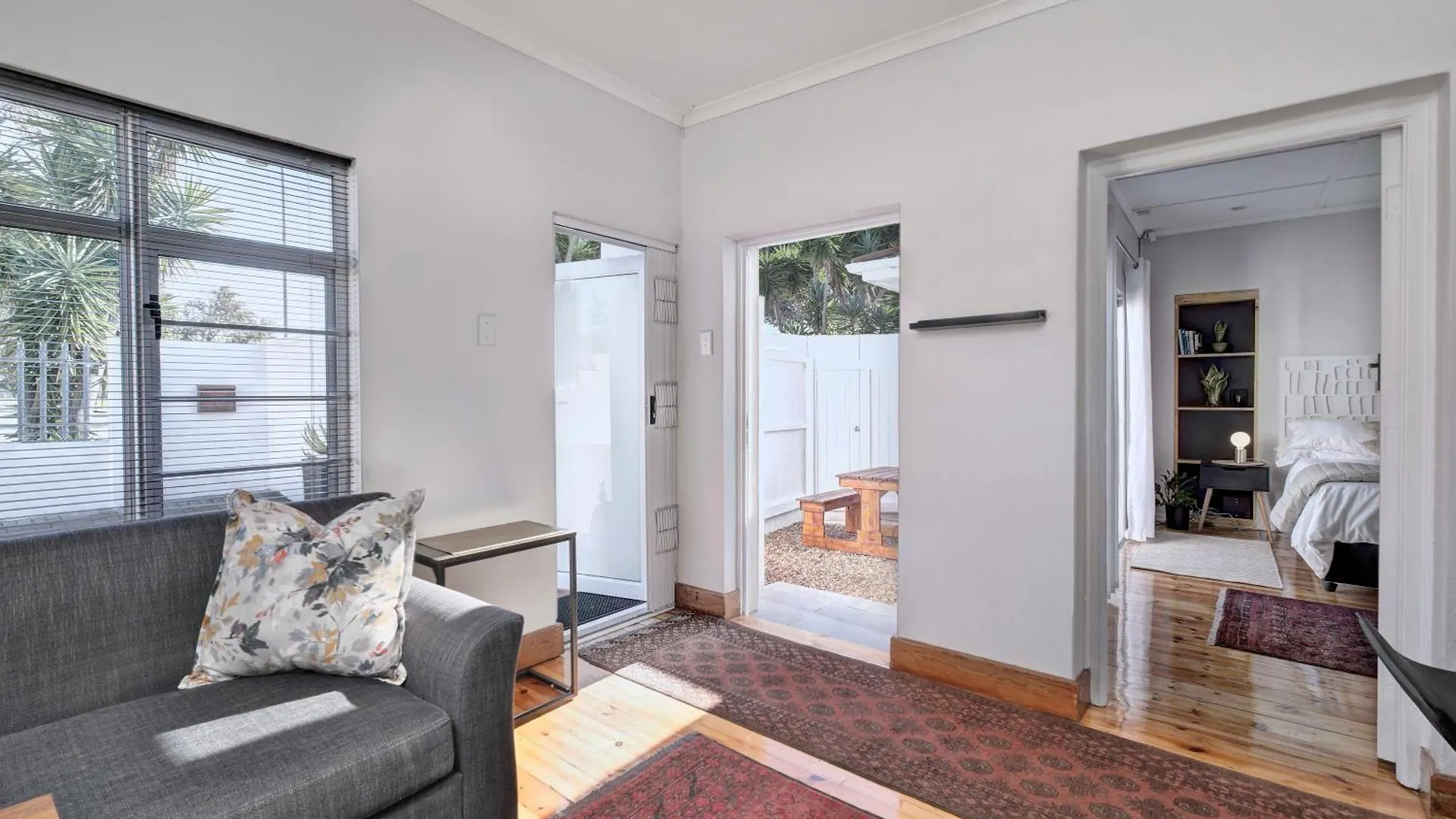 Affinity Cottage Port Elizabeth 0*,